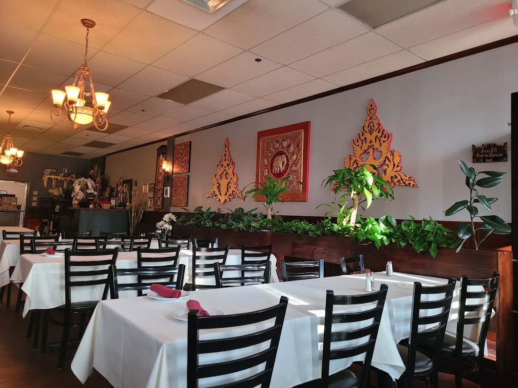Vientiane Thai Cuisine | 231 High St, Torrington, CT 06790 | Phone: (860) 489-0758