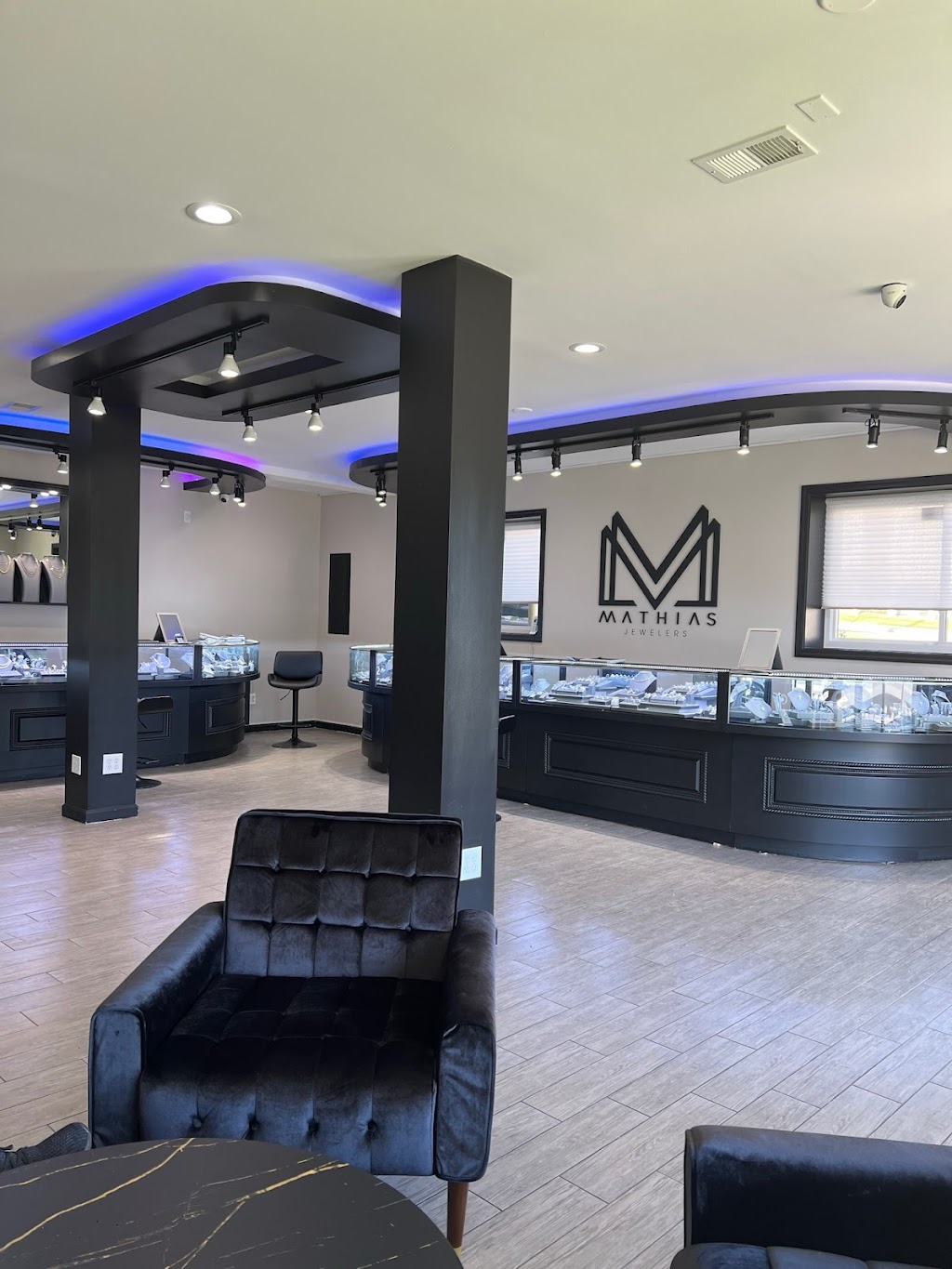 Mathias Jewelers | Grand Ave, River Edge, NJ 07661 | Phone: (201) 820-2301