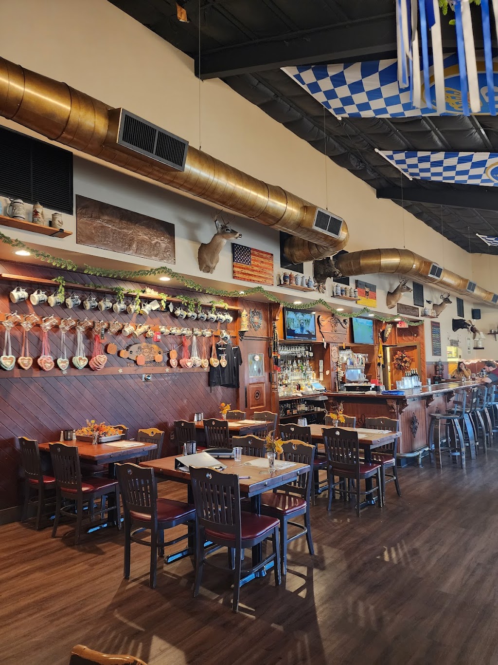 Nurnberger Bierhaus | 2136 Lake Ariel Hwy, Lake Ariel, PA 18436 | Phone: (570) 698-5144