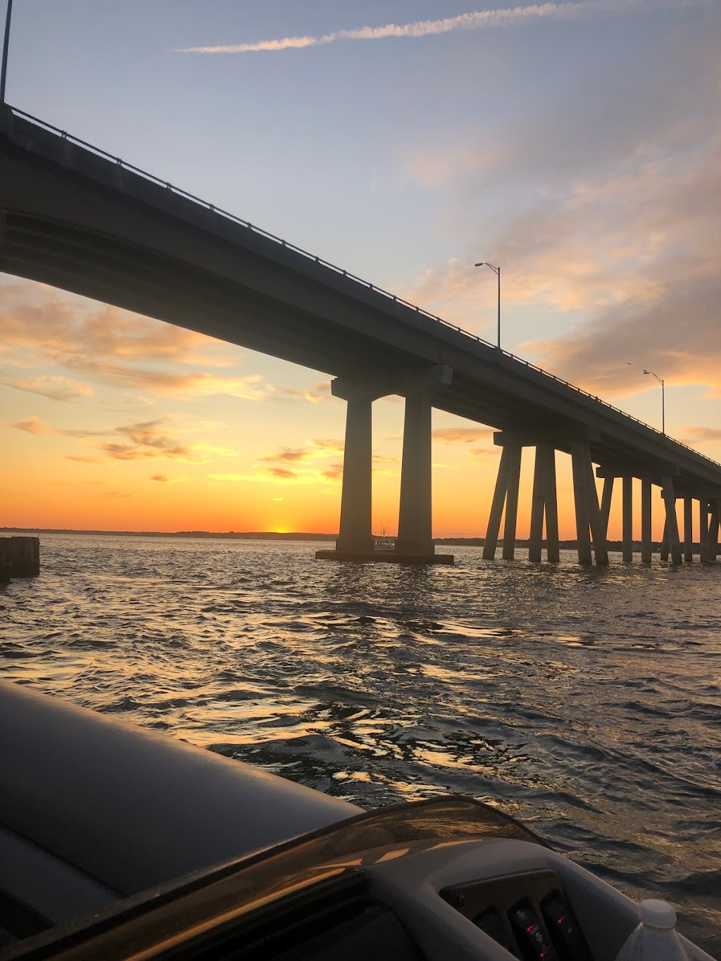 Pontoon Paddler Boat Charters | 1 Library Ave, Westhampton Beach, NY 11978 | Phone: (631) 600-3319