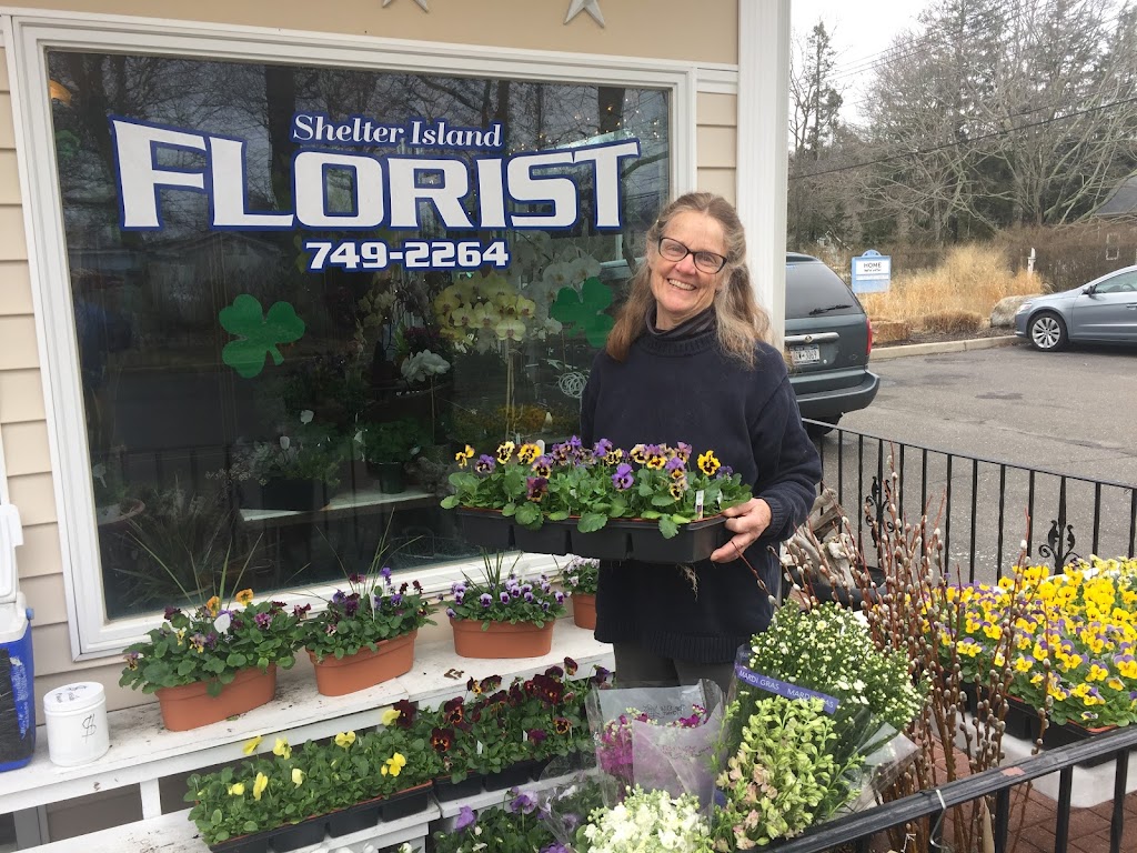 Shelter Island Florist | 57 A N Ferry Rd, Shelter Island, NY 11964 | Phone: (800) 226-7392