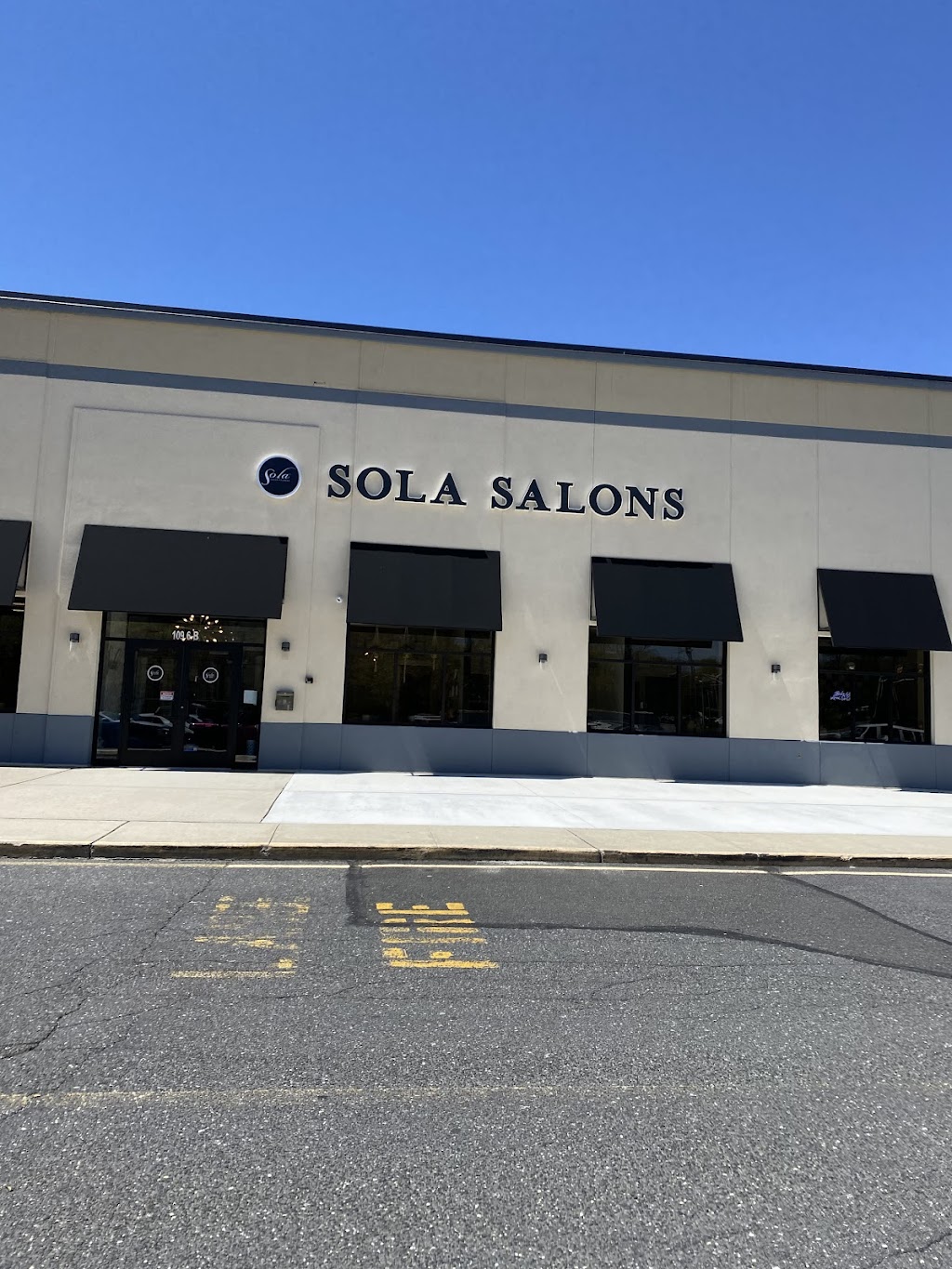 Sabella Hair Boutique | Sola Salon Studio # 10 1201Hooper Avenue, #1096B, Toms River, NJ 08753 | Phone: (848) 240-3742