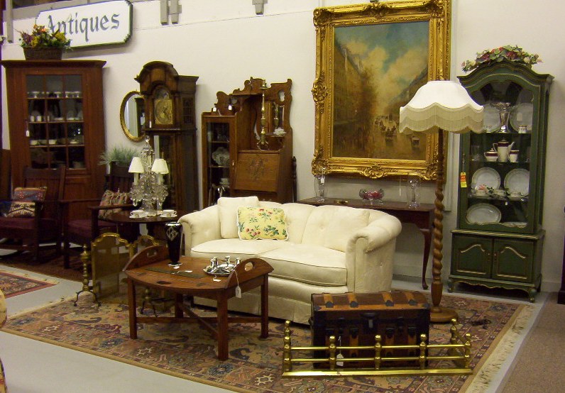 The Antiques Depot | 4 Center Rd #1, Old Saybrook, CT 06475 | Phone: (860) 388-3121
