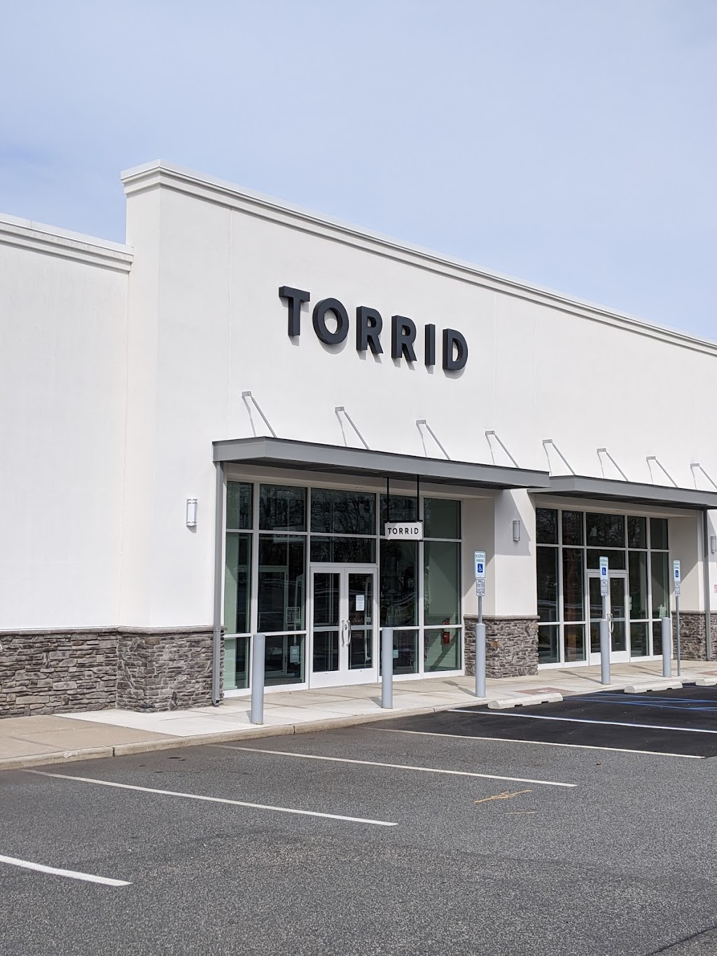 Torrid | 530 W Mt Pleasant Ave Space # 101, Livingston, NJ 07039 | Phone: (973) 548-0118