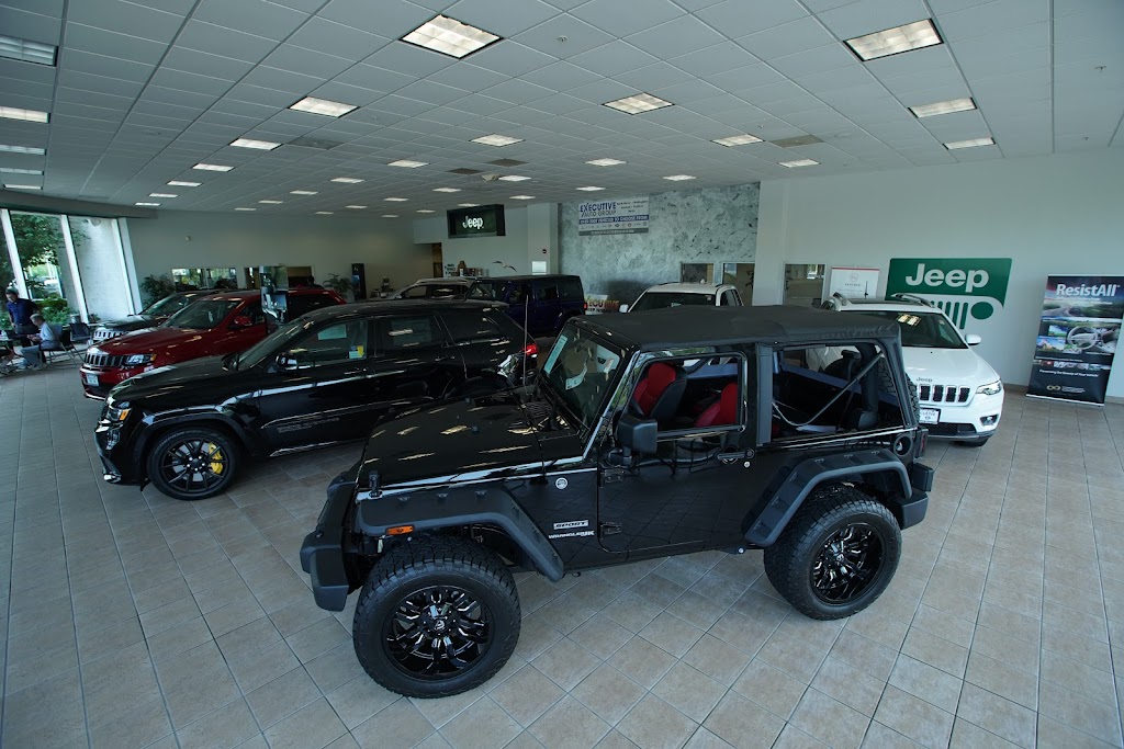 Executive Jeep | 900 Universal Dr N, North Haven, CT 06473 | Phone: (203) 239-5371
