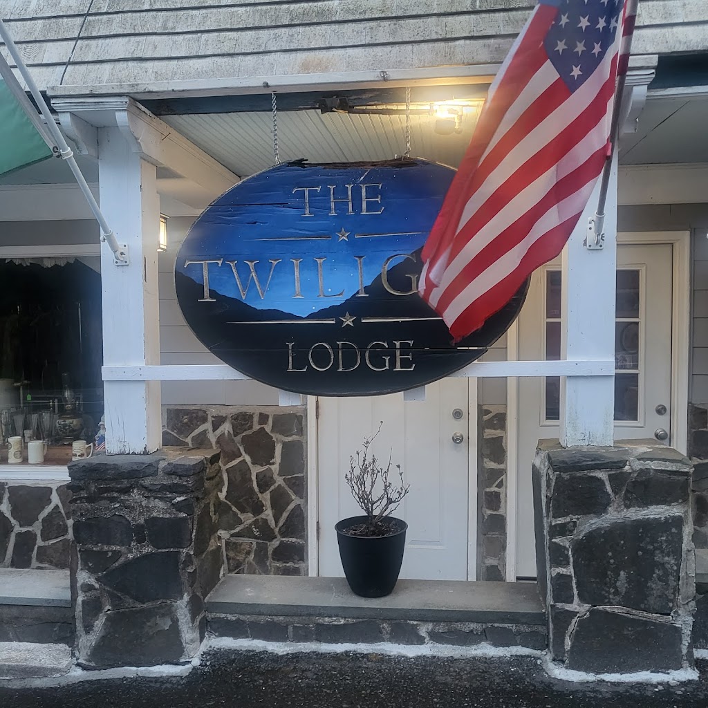 The Twilight Lodge | 5085 NY-23A, Haines Falls, NY 12436 | Phone: (518) 589-3910