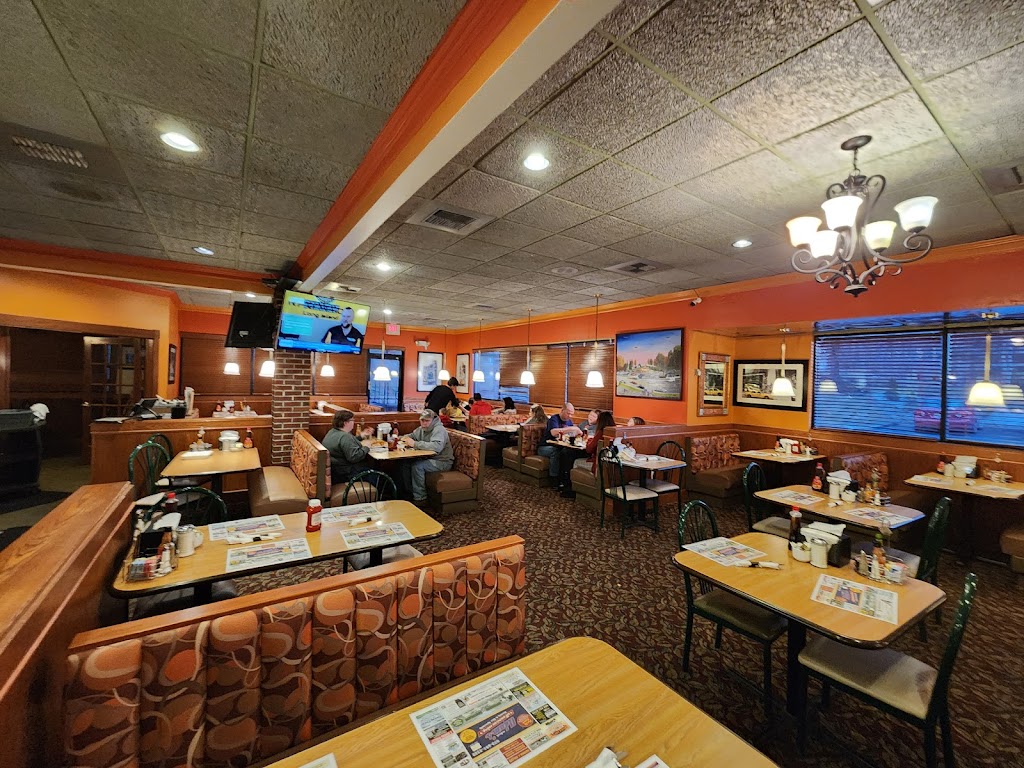 Adams Family Restaurant | 41 US-46, Budd Lake, NJ 07828 | Phone: (973) 691-2222