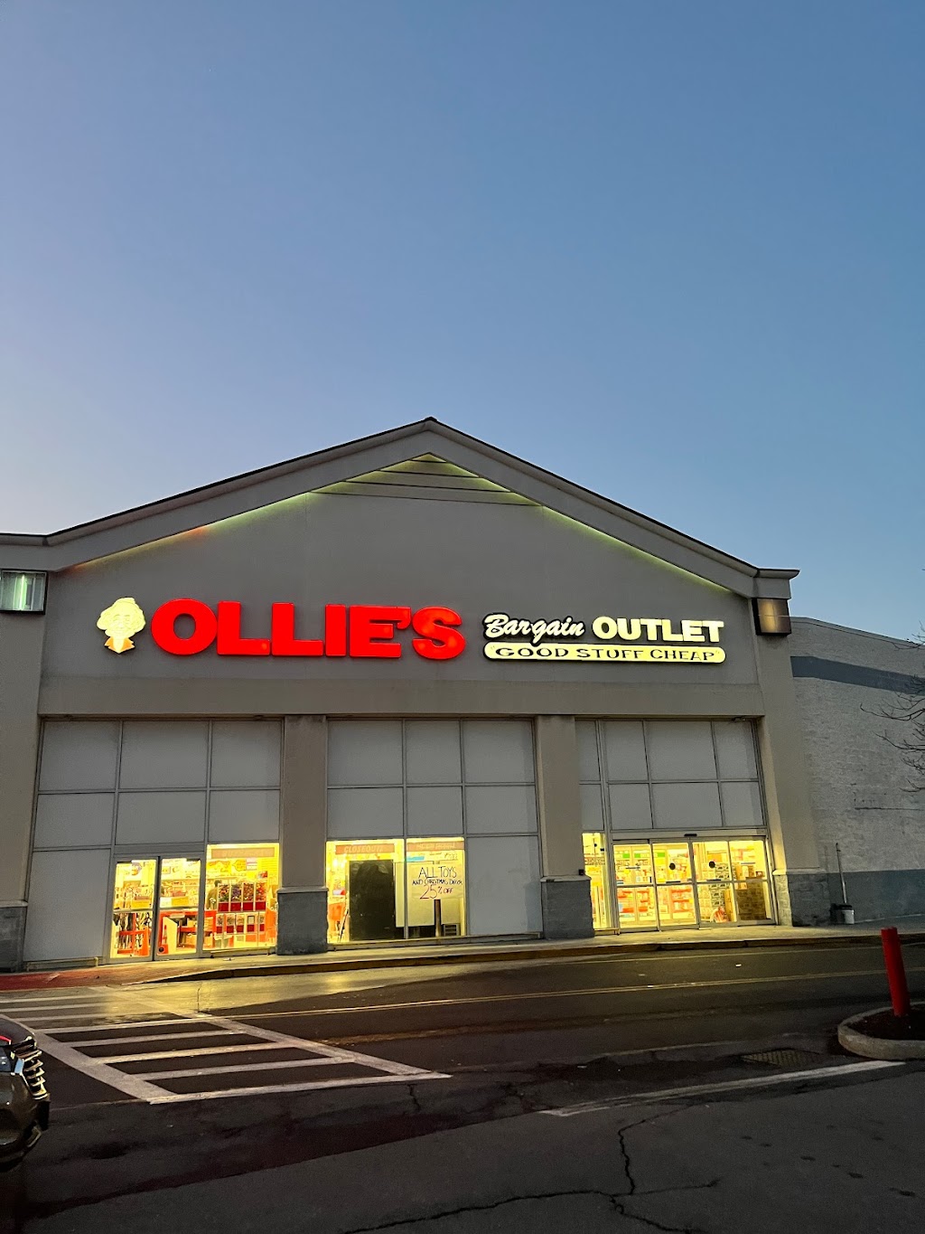 Ollies Bargain Outlet | 701 Frank Sottile Blvd #201, Kingston, NY 12401 | Phone: (845) 336-0783