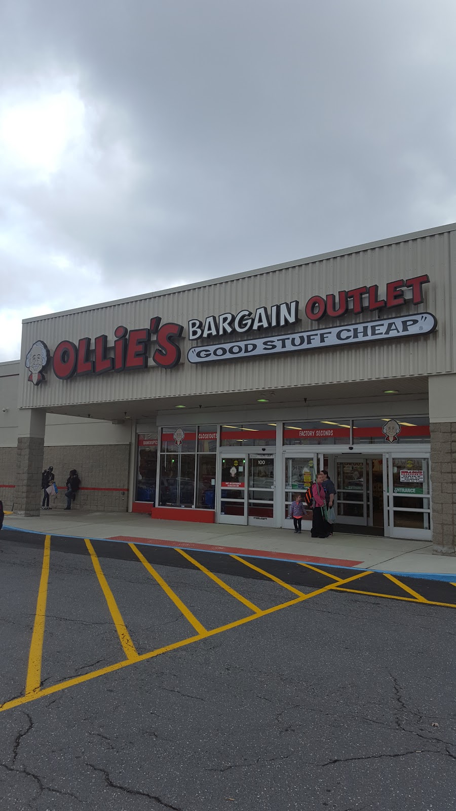 Ollies Bargain Outlet | 3236 PA-940 Suite 100C, Mt Pocono, PA 18344 | Phone: (570) 839-0260