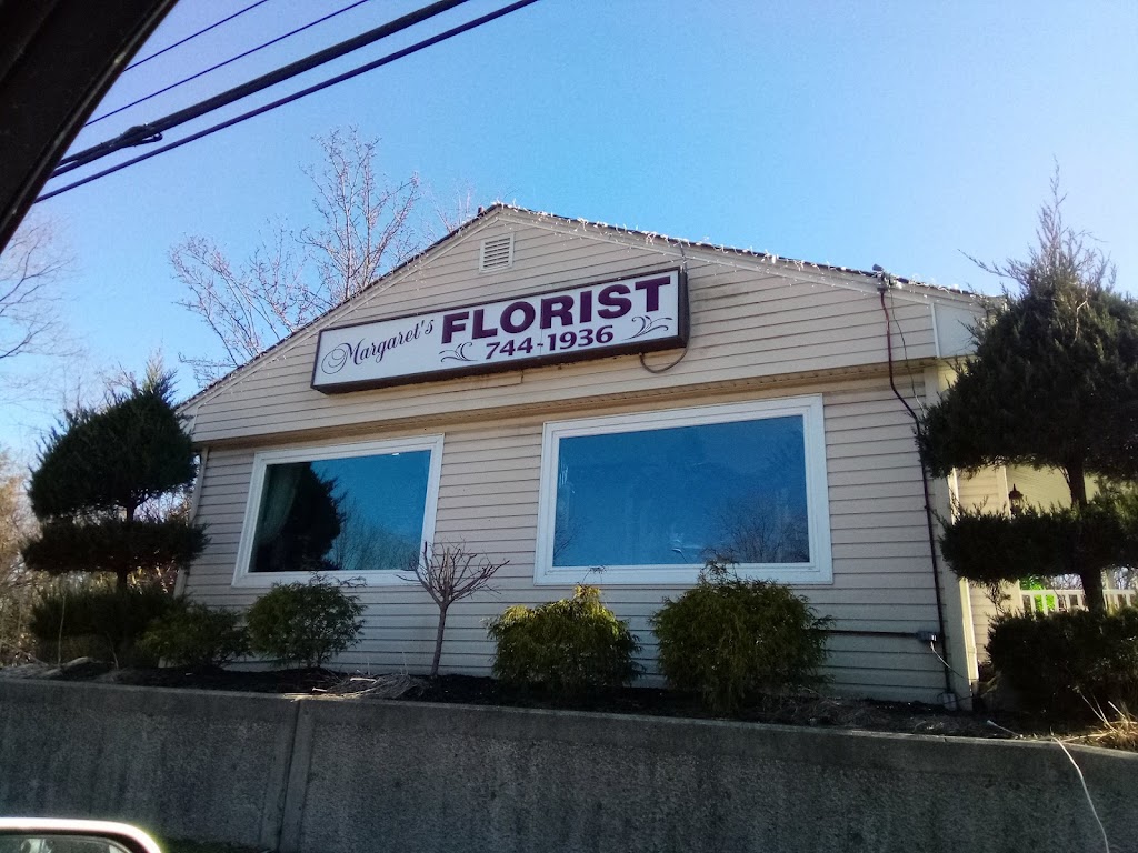 Margarets Florist | 986 NY-25A, Miller Place, NY 11764 | Phone: (631) 744-1936