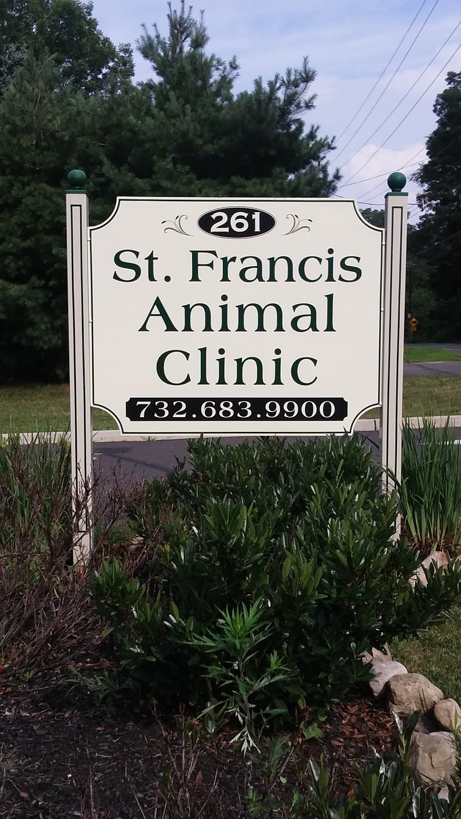 St. Francis Animal Clinic | 261 Throckmorton St, Freehold, NJ 07728 | Phone: (732) 683-9900