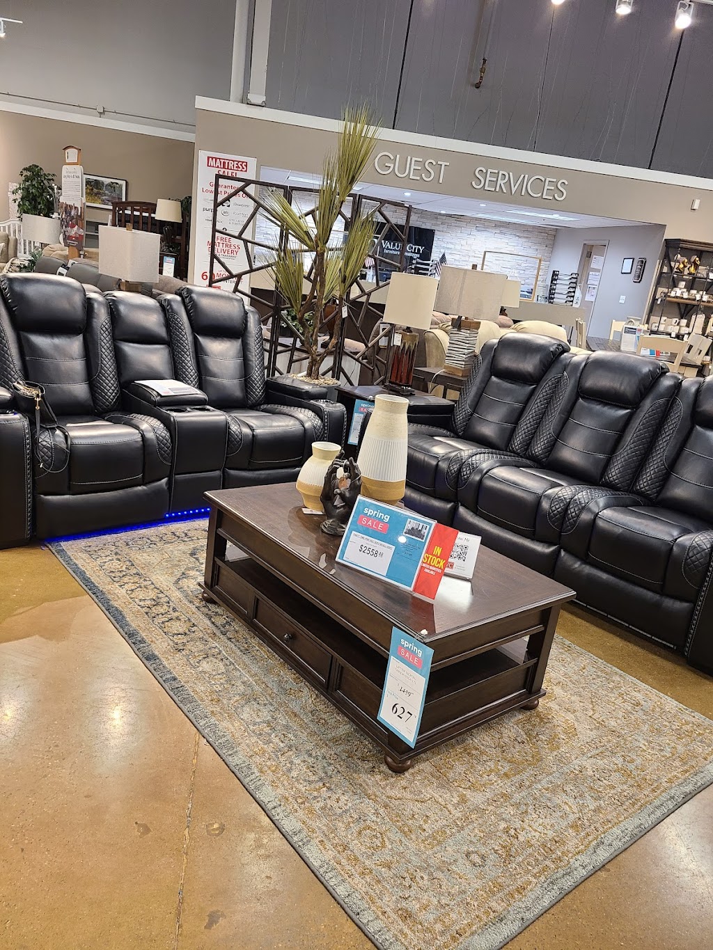 Value City Furniture of New Jersey | 561 US-46 Unit 2, Fairfield, NJ 07004 | Phone: (973) 582-8383