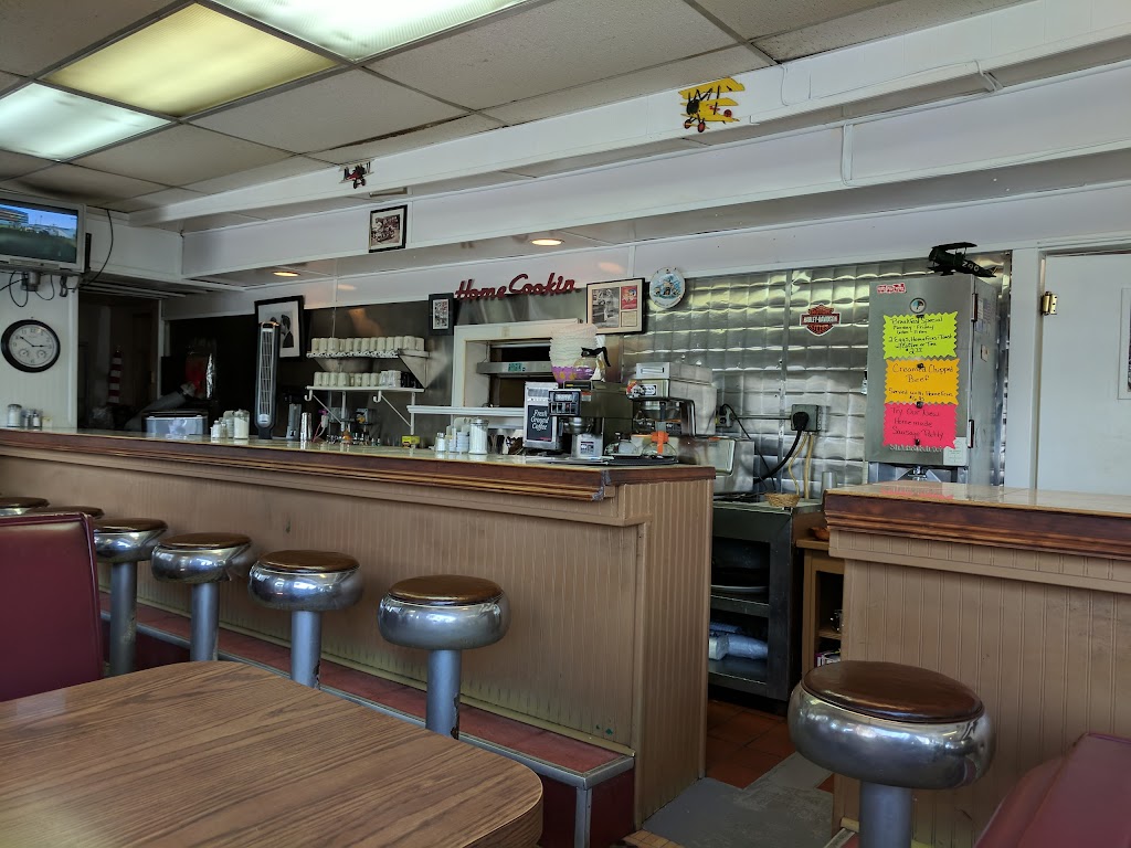 New Airport Diner | 51 County Rd 639, Wantage, NJ 07461 | Phone: (973) 702-1025