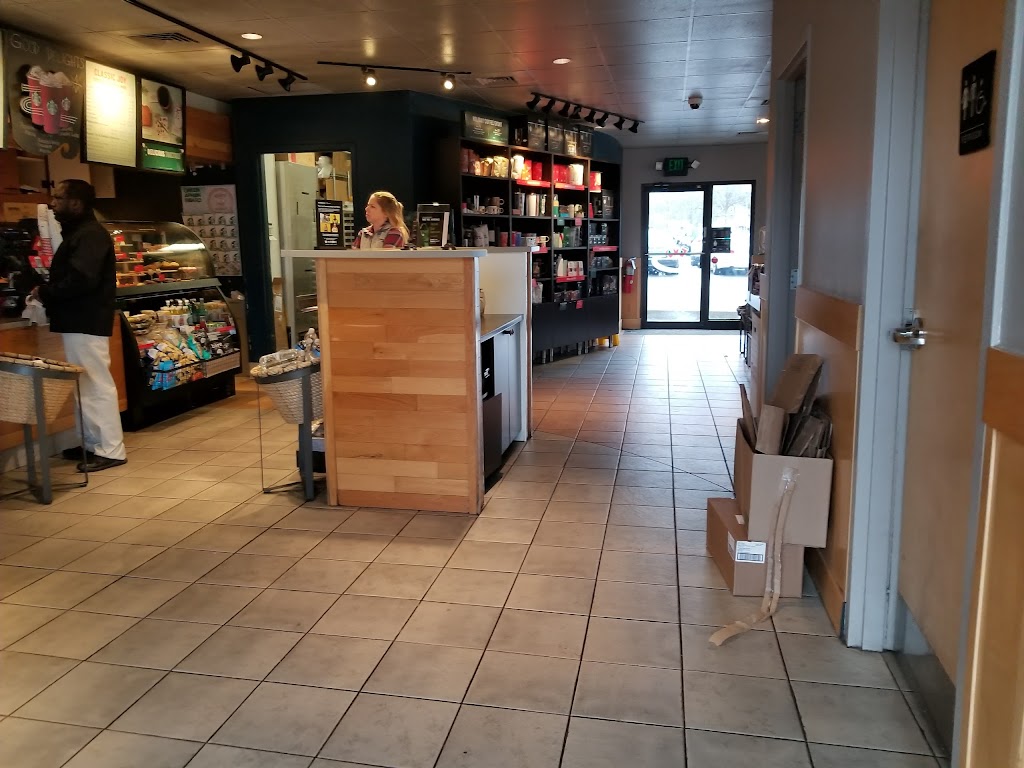 Starbucks | 6 N Main St, Branford, CT 06405 | Phone: (203) 483-1260