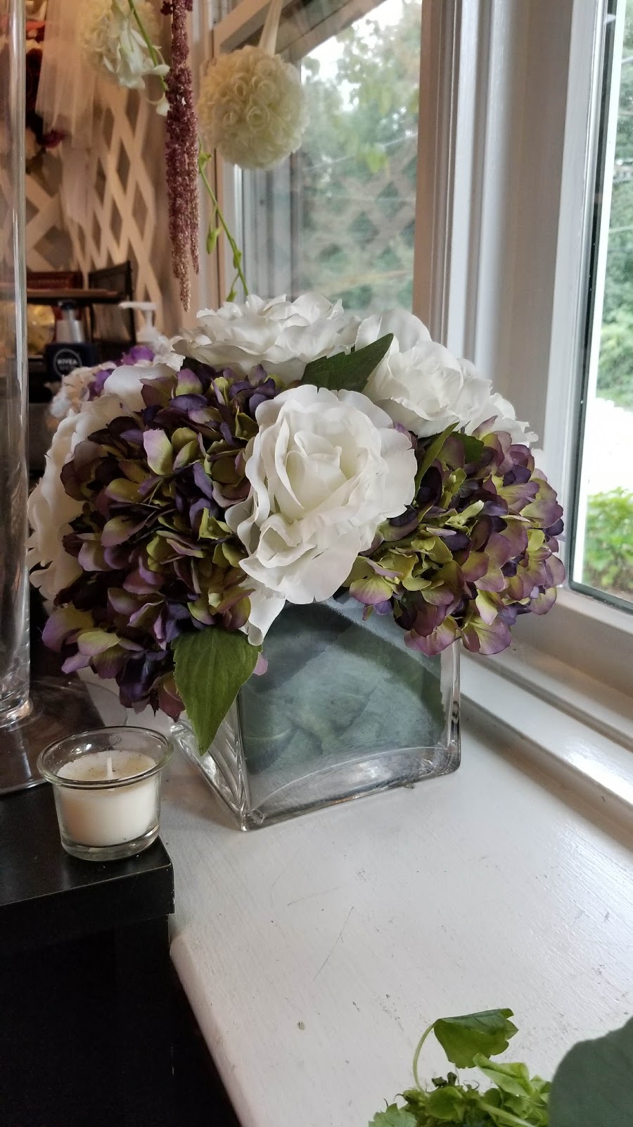 Flowers By Burton | 426 Old Walt Whitman Rd, Melville, NY 11747 | Phone: (631) 424-3377