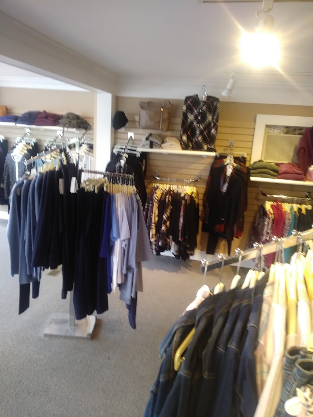 Country Shop of Madison | 684 Boston Post Rd, Madison, CT 06443 | Phone: (203) 318-0368