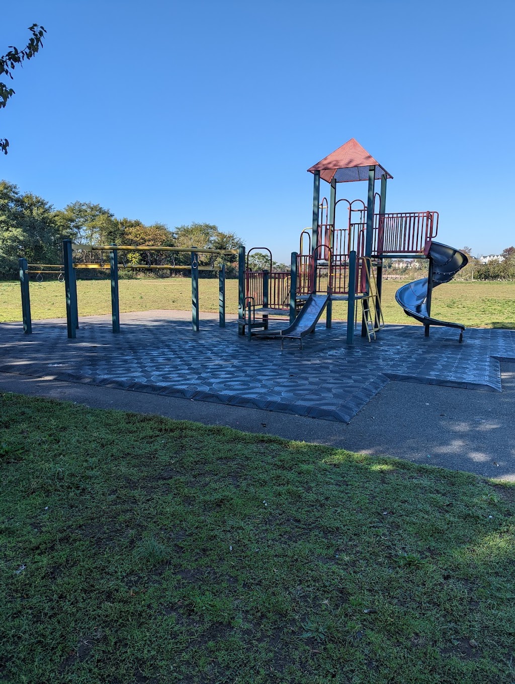 Lemon Creek Park | Seguine Ave, Staten Island, NY 10309 | Phone: (212) 639-9675