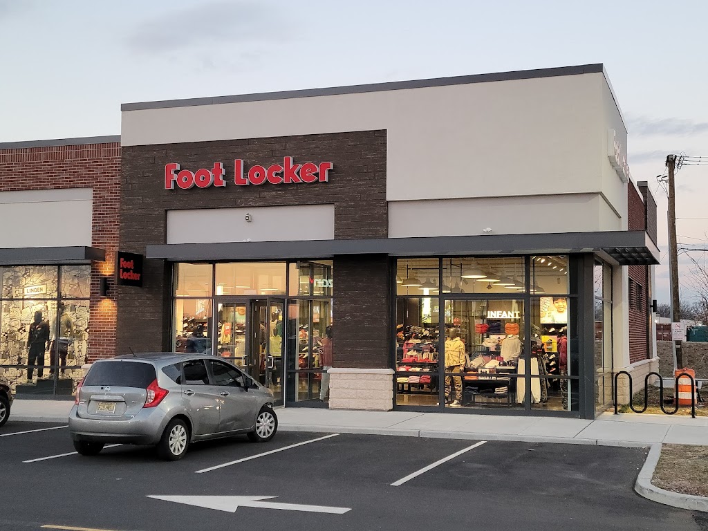 Foot Locker | 820 W Edgar Rd, Linden, NJ 07036 | Phone: (732) 234-9348