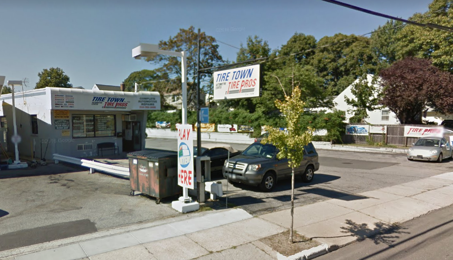Tire Town Tire Pros | 236 N Long Beach Rd, Rockville Centre, NY 11570 | Phone: (516) 766-3008