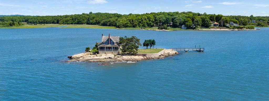 Belden Island Bed and Breakfast | 4 Indian Point Rd, Branford, CT 06405 | Phone: (860) 729-4632
