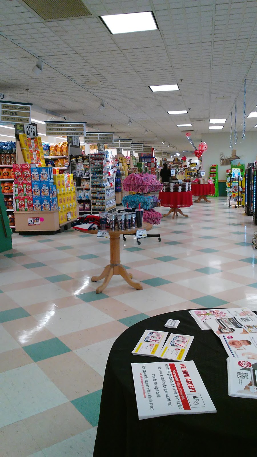 Big Y World Class Market | 10 College Hwy RT 10, Southampton, MA 01073 | Phone: (413) 527-5500