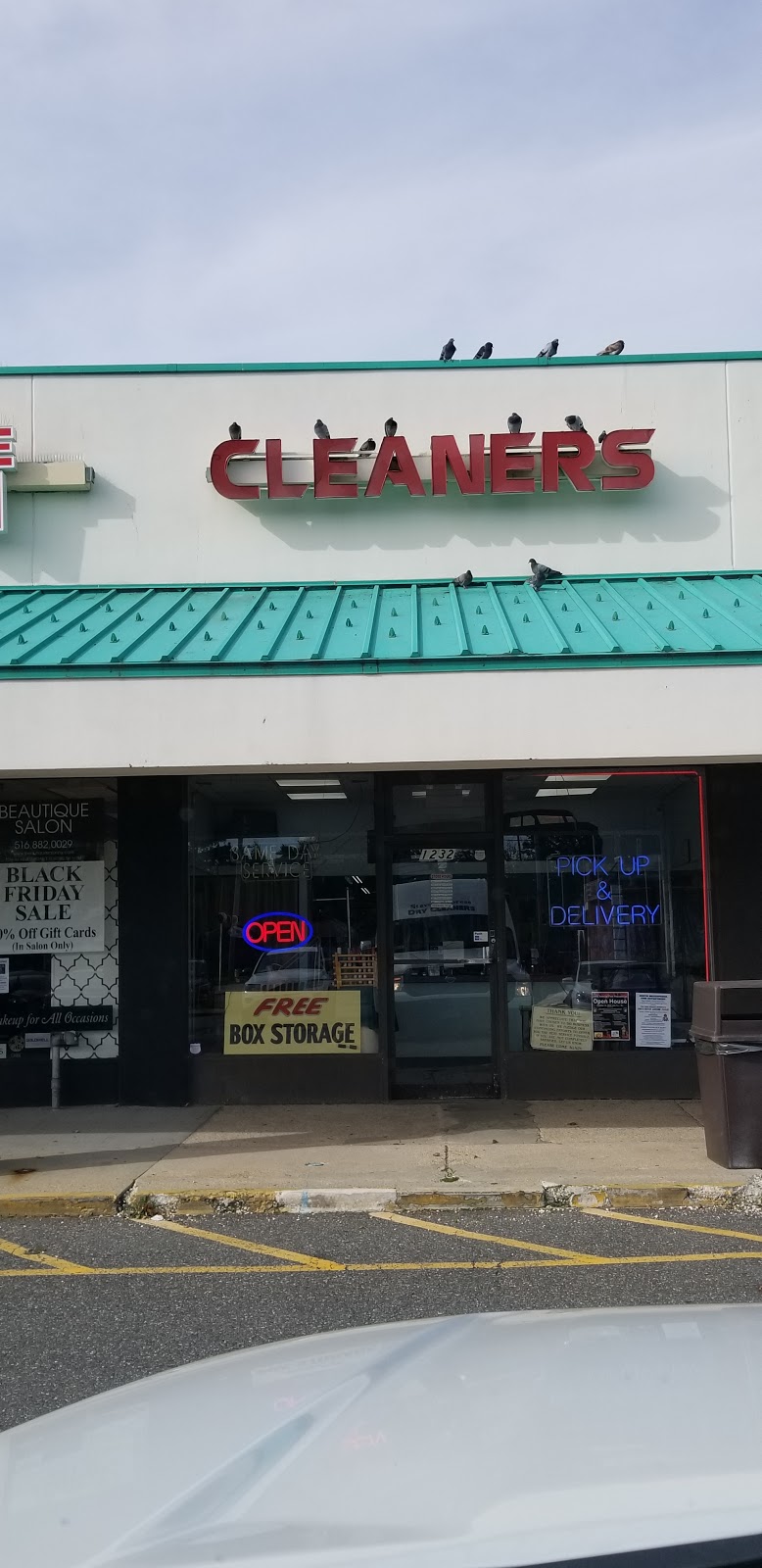 Debonair Dry Cleaners | 32 Larkfield Rd, East Northport, NY 11731 | Phone: (631) 261-2288