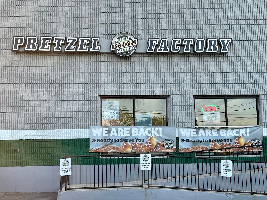 Philly Pretzel Factory | 1890 Woodhaven Rd Unit 1B, Philadelphia, PA 19116 | Phone: (215) 613-7456