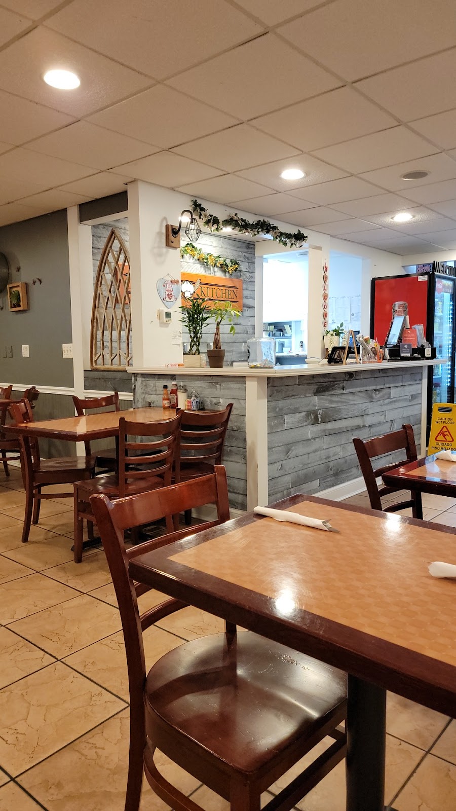 Country Kitchen Cafe | 564 N Main St, Brewster, NY 10509 | Phone: (845) 279-8646