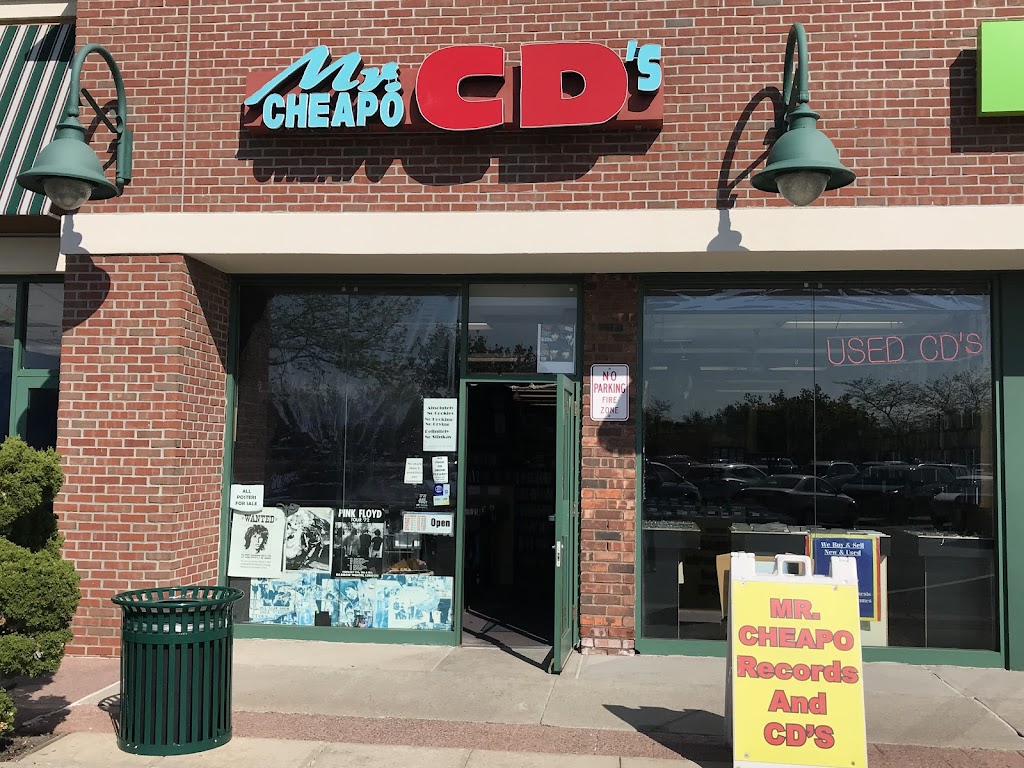 Mr Cheapo CD & Record Exchange | 2020 Jericho Turnpike #46, Commack, NY 11725 | Phone: (631) 543-8686