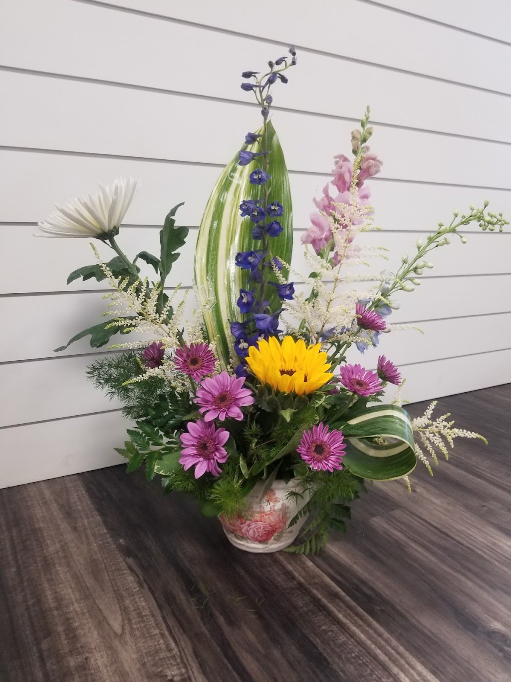 A Country Flower Shoppe and More | 420 NJ-34 Suite 305, Colts Neck, NJ 07722 | Phone: (732) 866-6669