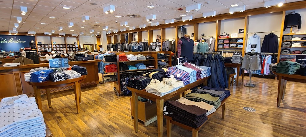 Brooks Brothers | 805 Tanger Mall Dr Suite 805, Riverhead, NY 11901 | Phone: (631) 369-2874