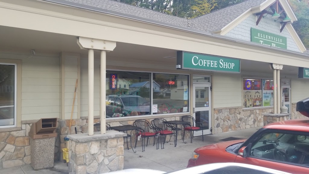 B&B Coffee Shop | 35 N Main St, Ellenville, NY 12428 | Phone: (845) 647-2733