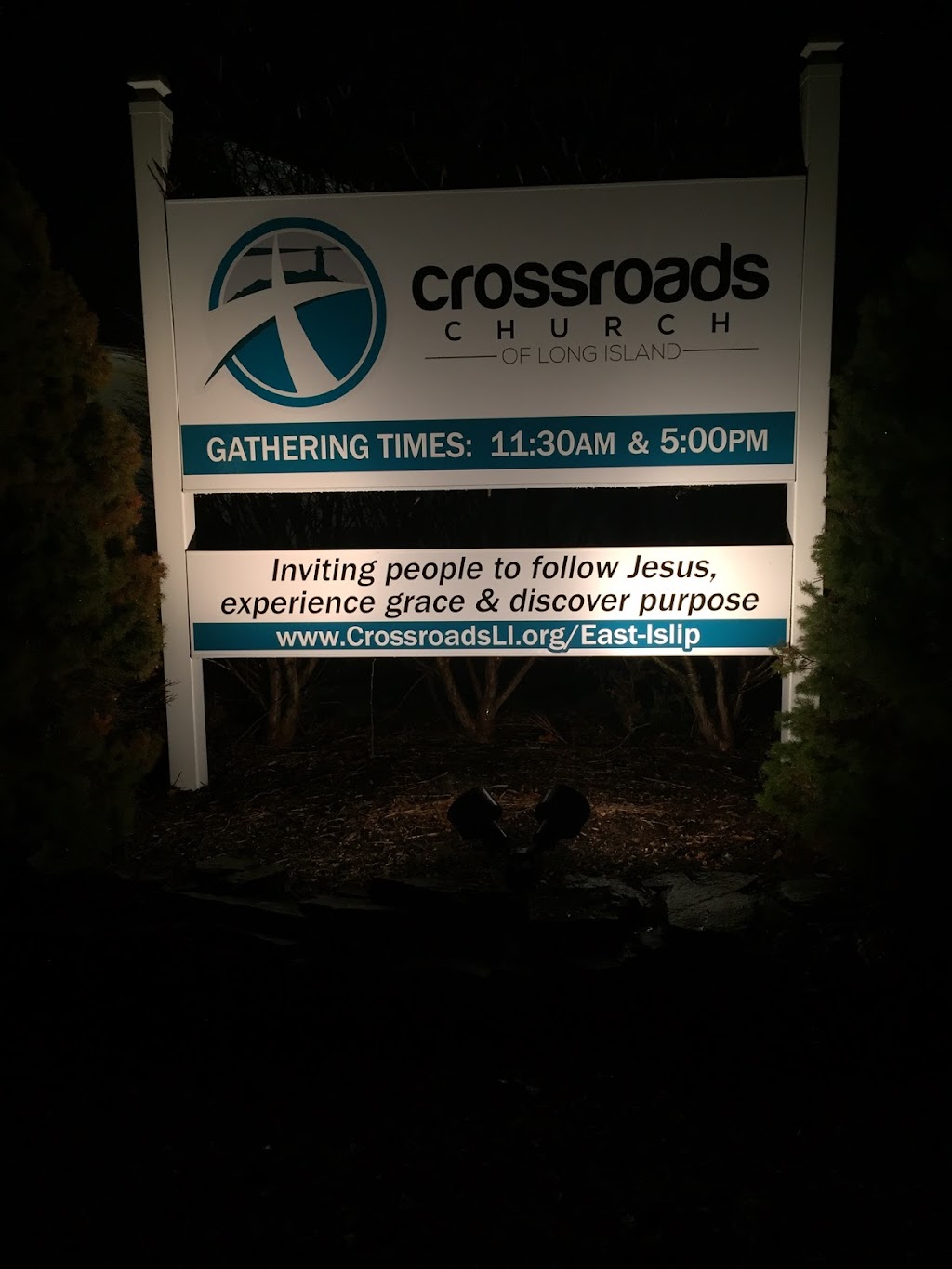 Crossroads Church of East Islip | 127 Country Village Ln, East Islip, NY 11730 | Phone: (718) 644-7107