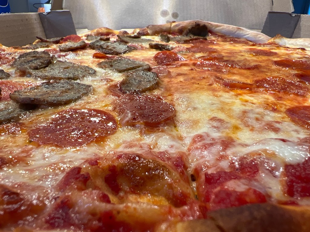 Riccardos Pizza & Italian Restaurant | 567 Lakehurst Rd, Browns Mills, NJ 08015 | Phone: (609) 735-0162