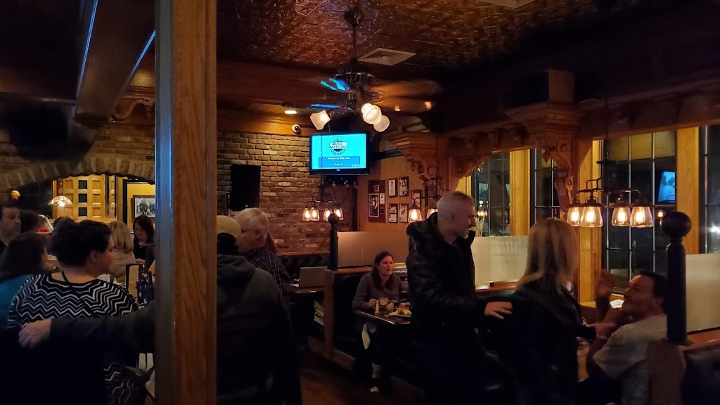 The Village Grille Restaurant & Bar | 71 Crescent Ave, Waldwick, NJ 07463 | Phone: (201) 670-8200
