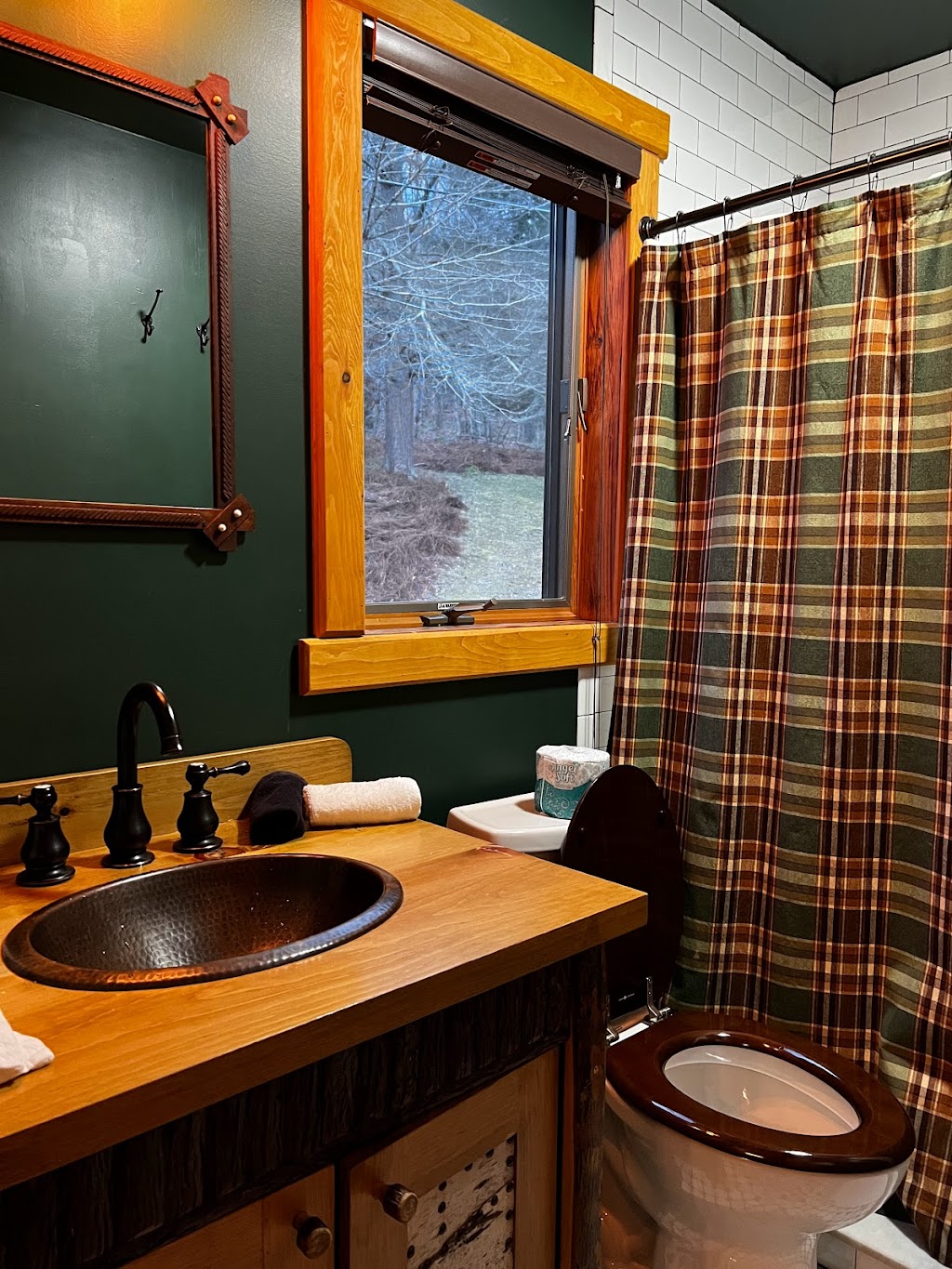 Urban Cowboy Lodge | 37 Alpine Rd, Big Indian, NY 12410 | Phone: (845) 254-5026