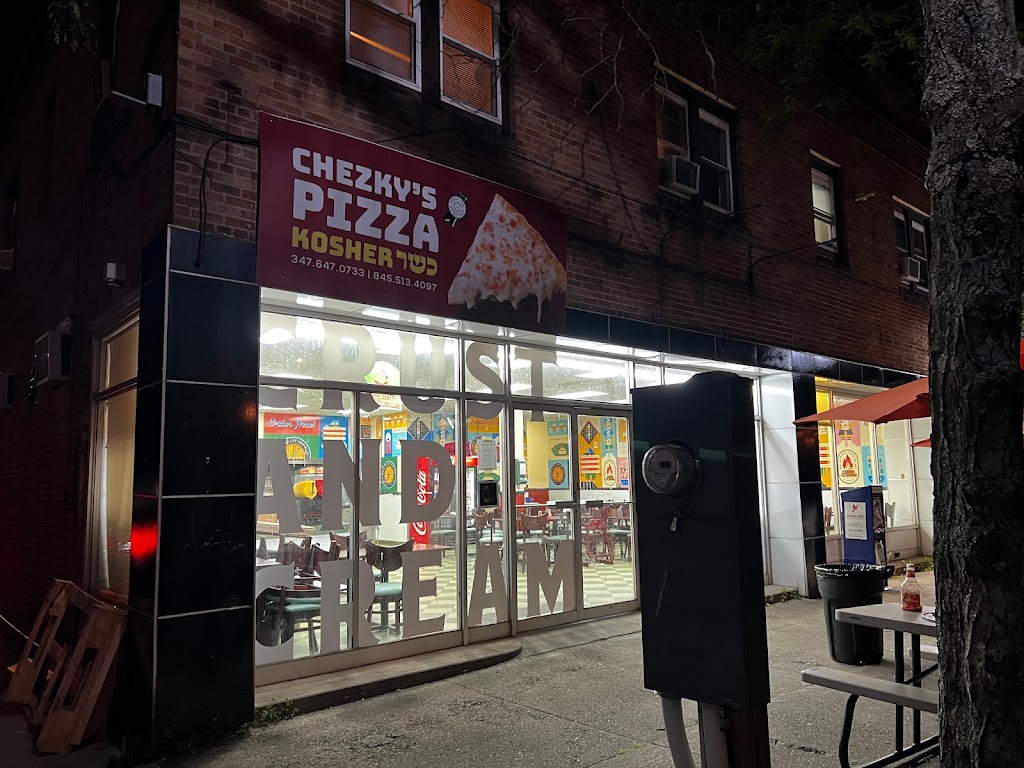Cheskys Pizza | 14 Green Ave, Woodridge, NY 12789 | Phone: (845) 640-2738