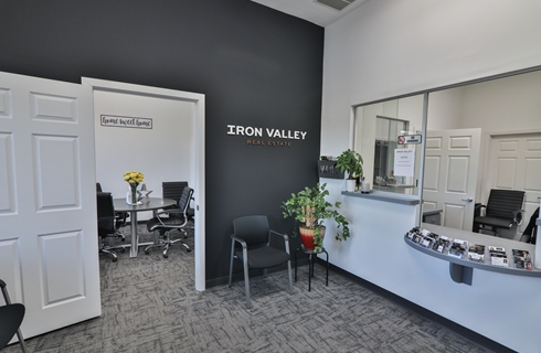 Iron Valley Real Estate of Lehigh Valley- Bethlehem Office | 216 Nazareth Pike Unit B3, Bethlehem, PA 18020 | Phone: (610) 766-7200