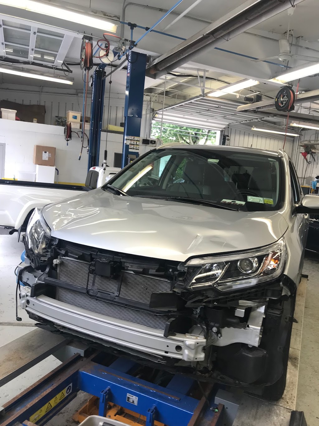 Ultimate Auto Body | 341 Adams St, Bedford Hills, NY 10507 | Phone: (914) 242-4600