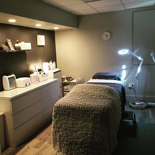 Purele waxing salon and spa | Next to F45 fitness, 207 Russell St Unit 17, Hadley, MA 01035 | Phone: (413) 387-0150
