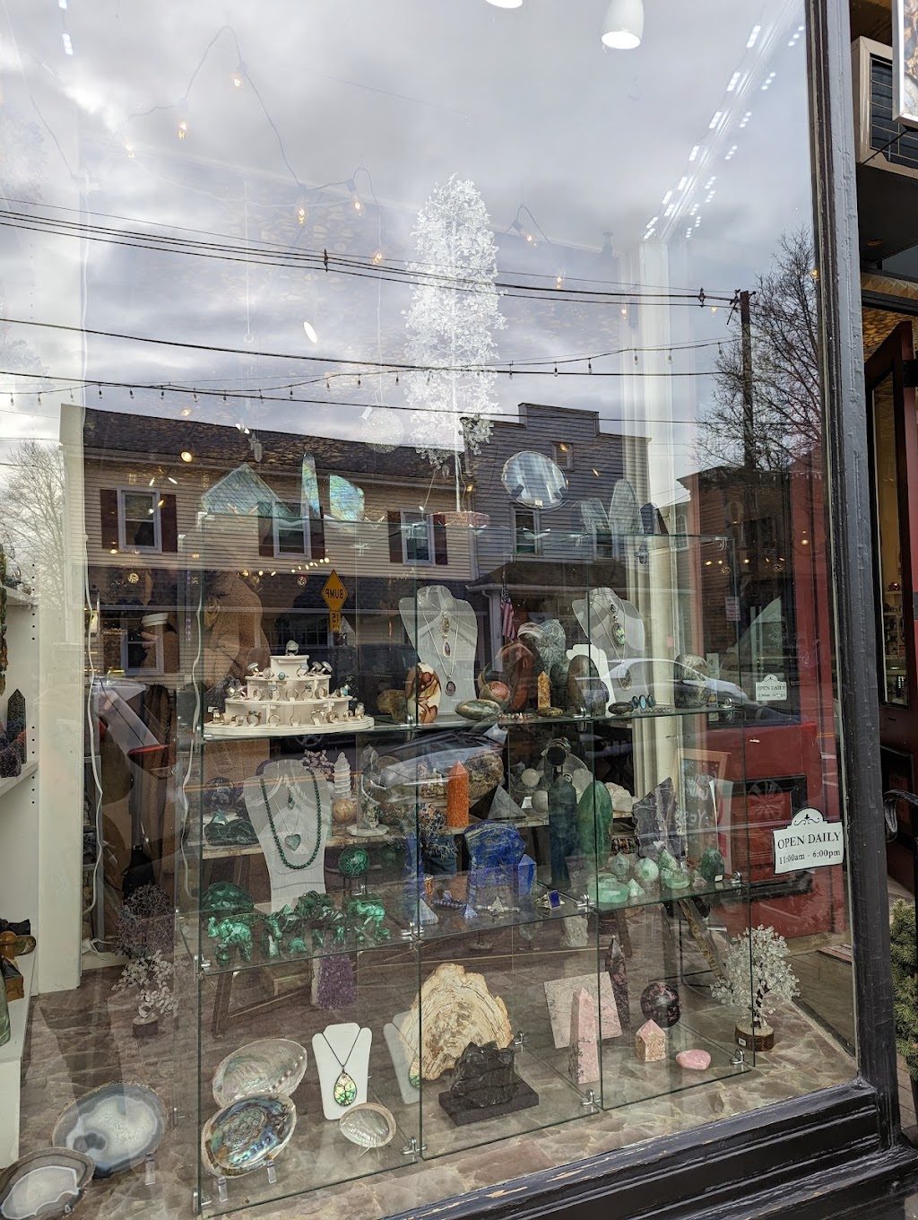 Gemstone Gallery | 17 Bridge St, Frenchtown, NJ 08825 | Phone: (908) 628-3200