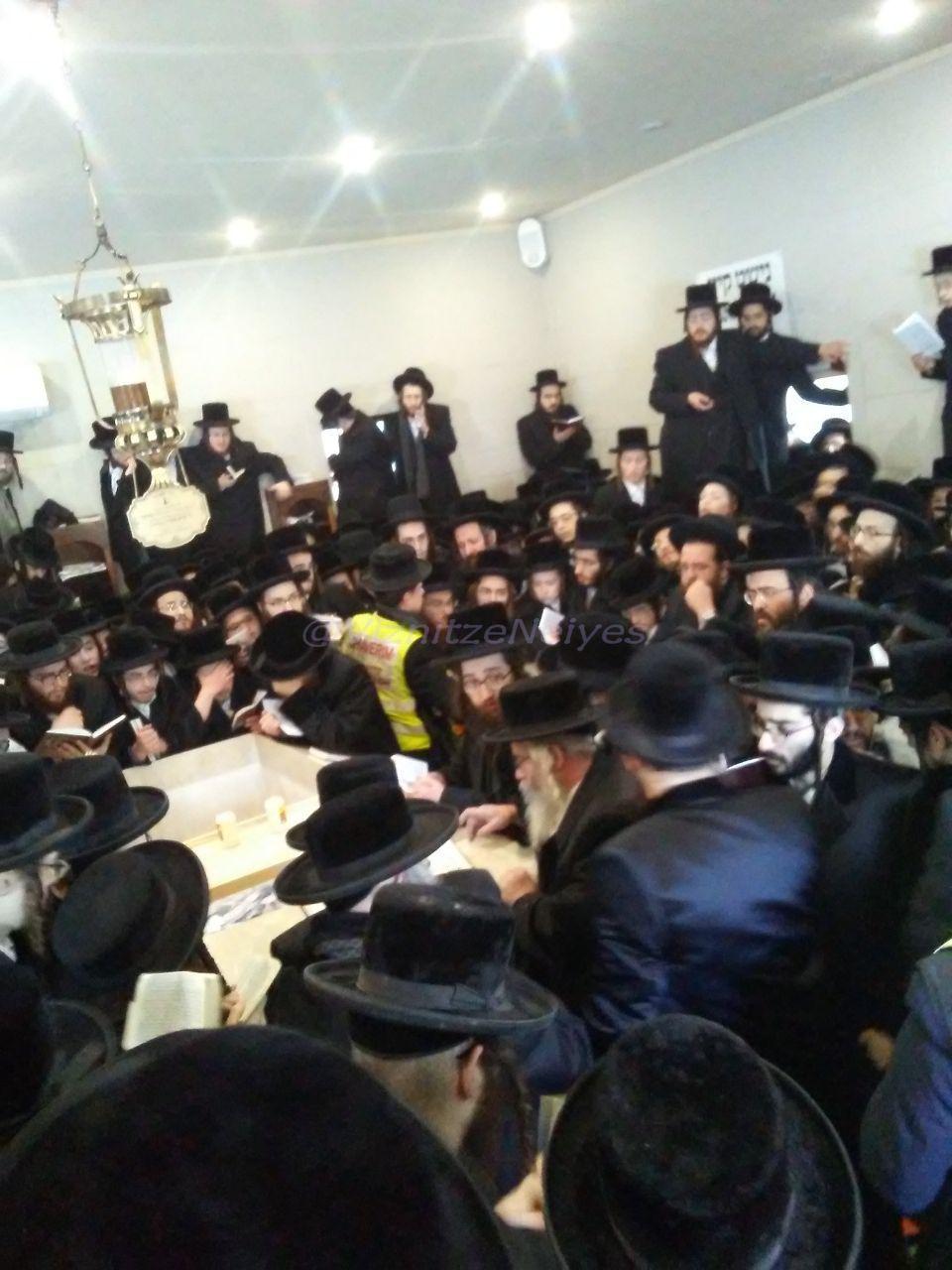 Ohel Admor MViznitz | 290 NY-306, Monsey, NY 10952 | Phone: (845) 356-4407