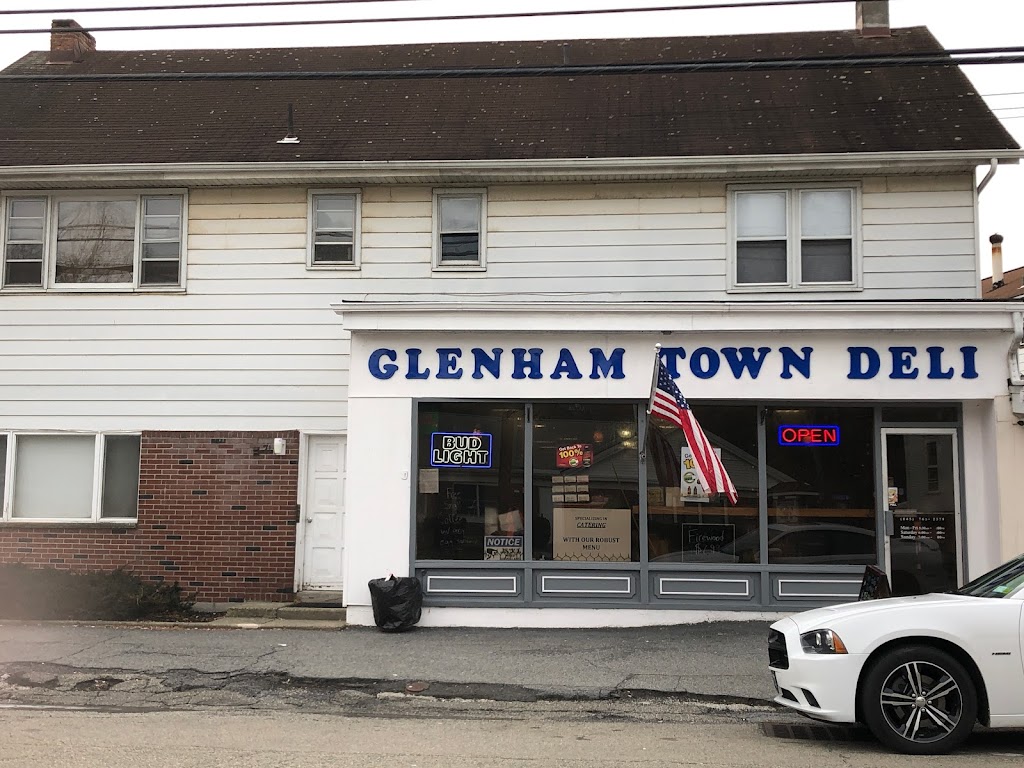 Glenham Town Deli | 71 Old Glenham Rd, Glenham, NY 12527 | Phone: (845) 765-2379