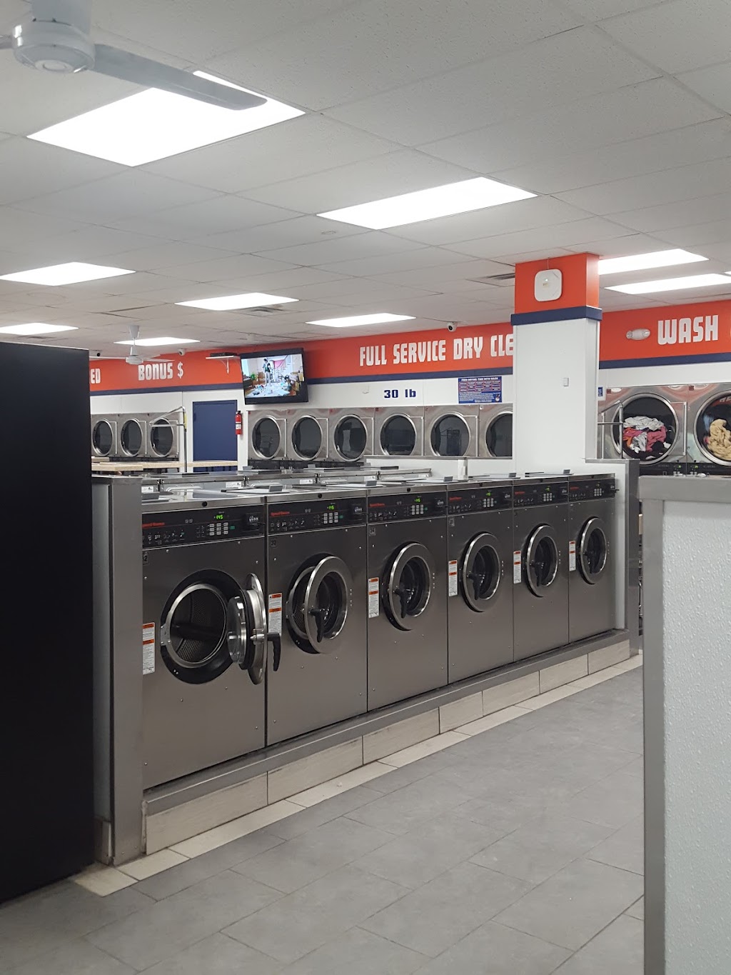 TopKat Super Laundromat | 580 Lakewood Rd, Waterbury, CT 06704 | Phone: (475) 235-4001
