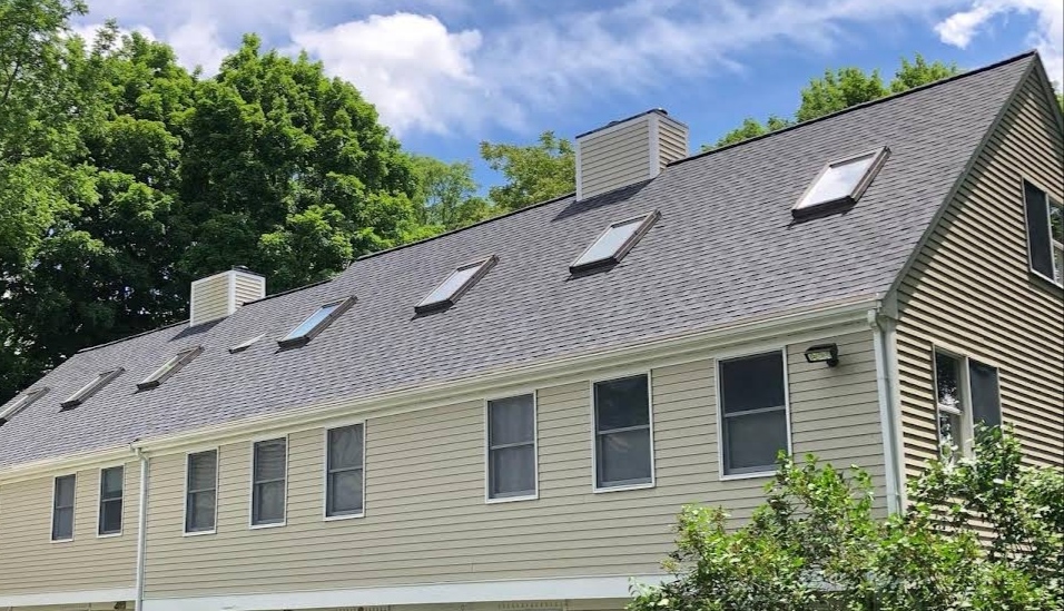 Roofing Contractor of Southbury | 1301 Georges Hill Rd Suite 1, Southbury, CT 06488 | Phone: (475) 250-2495