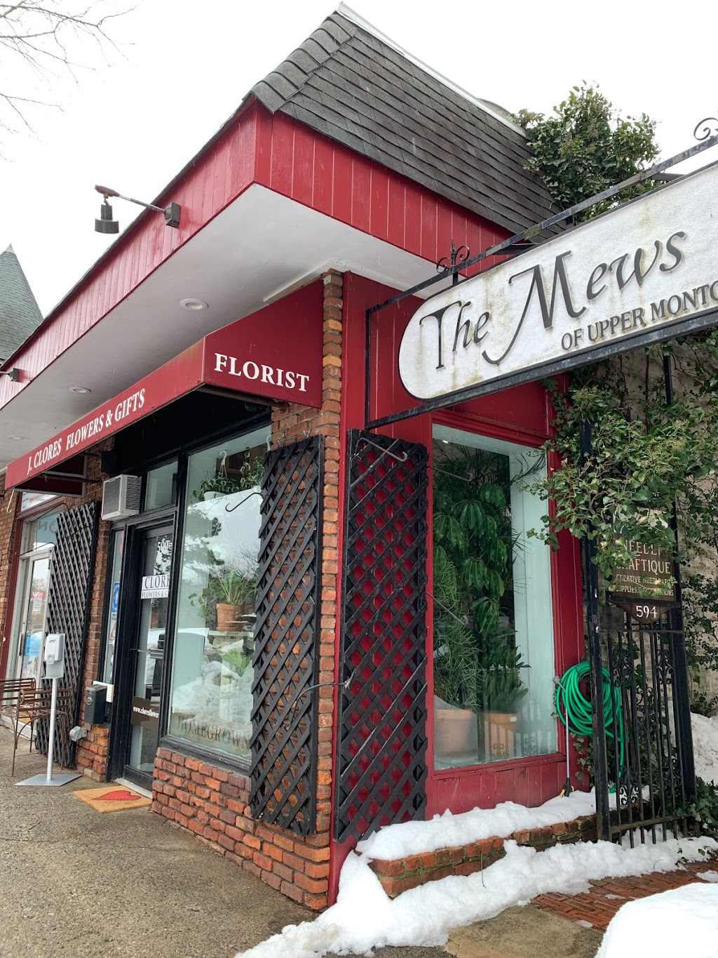 Clores Flowers & Gifts | 590 Valley Rd, Montclair, NJ 07043 | Phone: (973) 744-2291