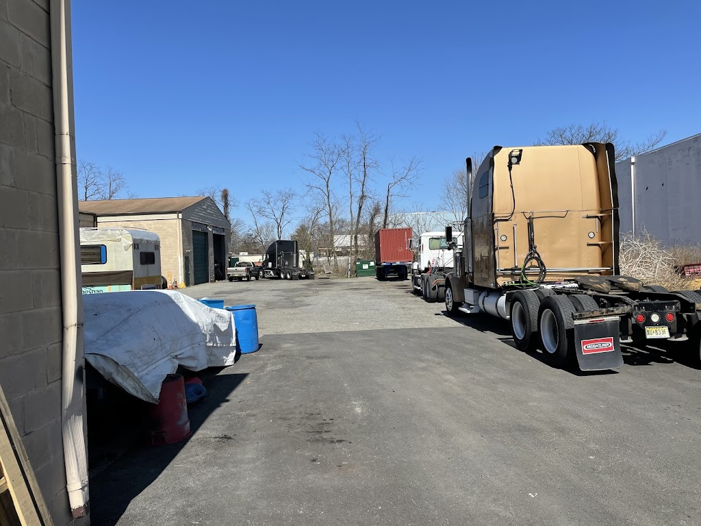 Bulldog Truck, Trailer & Equipment Repair LLC | 3110 Sylon Blvd #3100, Hainesport, NJ 08036 | Phone: (856) 842-9708