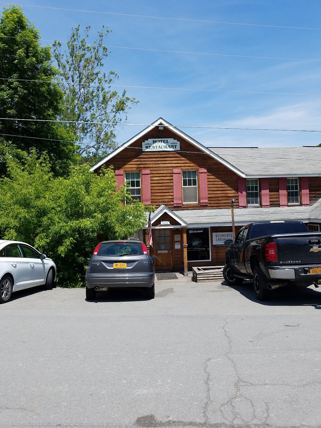 The Lackawaxen Inn | 188 Scenic Dr, Lackawaxen, PA 18435 | Phone: (570) 685-7061