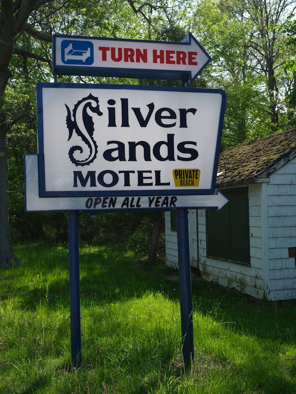Silver Sands Motel & Beach Bungalows | 1400 Silvermere Rd, Greenport, NY 11944 | Phone: (631) 997-1957
