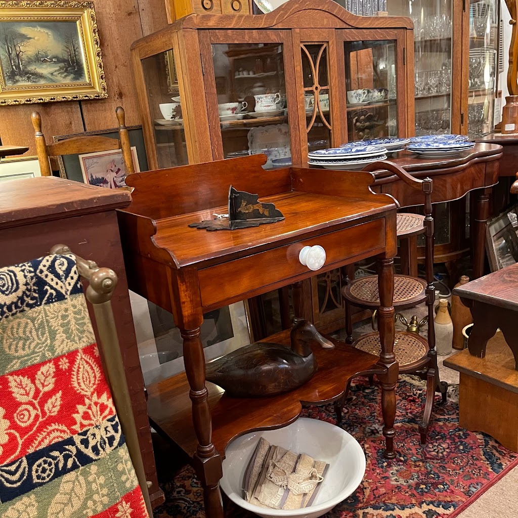 Hopewell Antiques | 47 W Broad St, Hopewell, NJ 08525 | Phone: (609) 466-9640